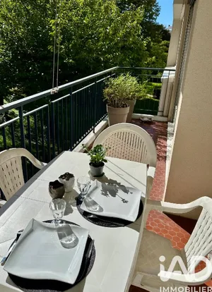 Apartment in Sainte-Foy-lès-Lyon (69110)