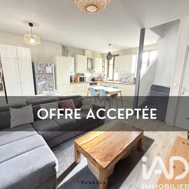 Maison de ville à Chanteloup-les-Vignes (78570)