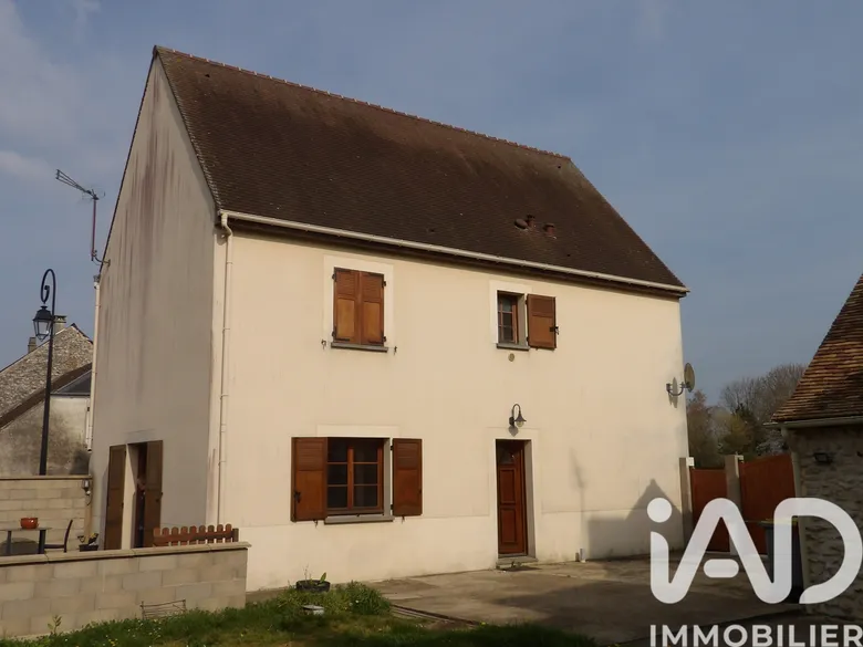 Maison 7 pièces 146 m² · à Denonville · 146 m² · 249 000 €