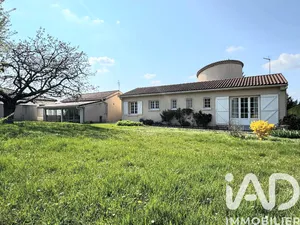 Maison traditionnelle à Sury-le-Comtal (42450)