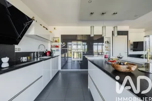 Appartement à La Rochelle (17000)