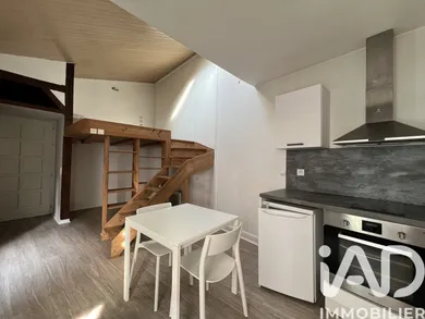 Apartment in Versailles (78000)
