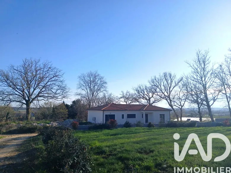 Maison 4 pièces 122 m² · à Mouleydier · 122 m² · 369 900 €