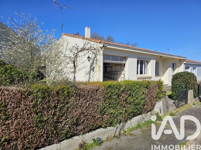 Maison 4 pièces 74 m² · à La Roche-sur-Yon · 74 m² · 145 000 €