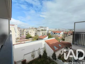 Apartment in Montrouge (92120)