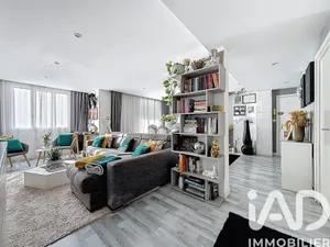 Apartment in Menton (06500)