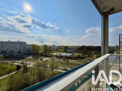 Appartement à Bordeaux (33300)