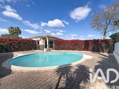 Traditional house in Servian (34290)