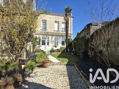 Maison de ville à Cognac (16100)
