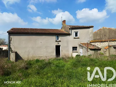 Maison de village à Saint-Aubin-du-Plain (79300)