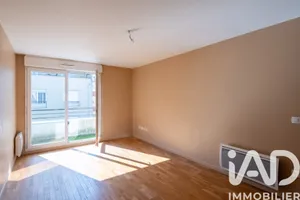 Apartment in Châtillon (92320)