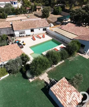 House in La Cadière-d'Azur (83740)