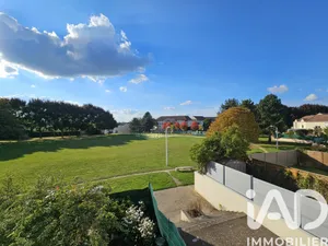 Apartment in Moissy-Cramayel (77550)