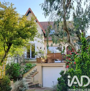 House in Vélizy-Villacoublay (78140)