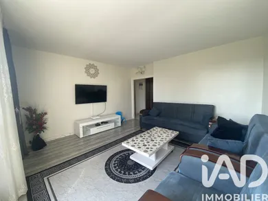 Apartment in Saint-Michel-sur-Orge (91240)