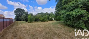 Terrain à bâtir à Nantillé (17770)