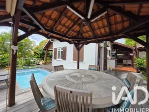 House in Sainte-Anne (97227)