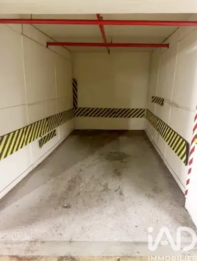 Garage à Paris (75009)