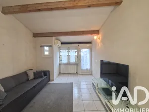 Maison de ville à Fabrègues (34690)