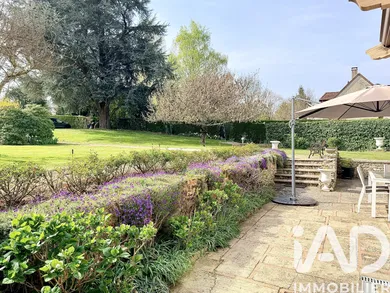 Mansion in Montfort-l'Amaury (78490)