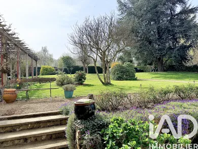 Mansion in Montfort-l'Amaury (78490)