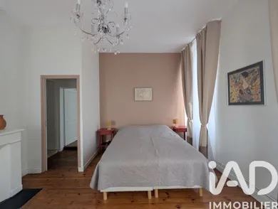 Apartment in La Rochelle (17000)