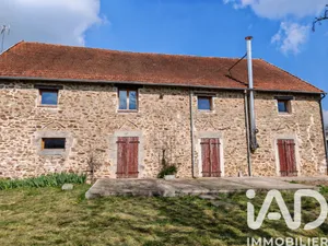 Maison de campagne à SAINT SATURNIN (18370)