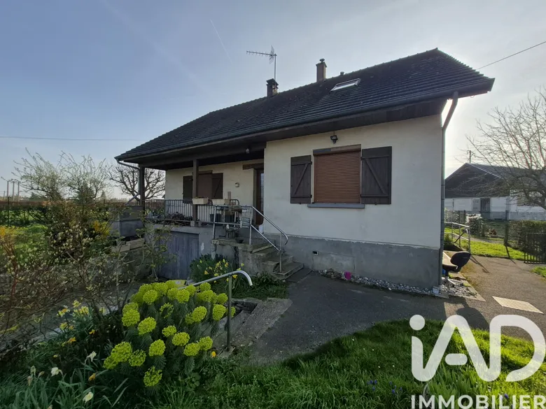 Maison 6 pièces 136 m² · à Gournay-en-Bray · 135,5 m² · 182 000 €