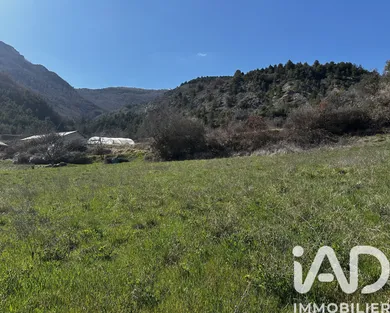 Terrain à bâtir à Barcillonnette (05110)