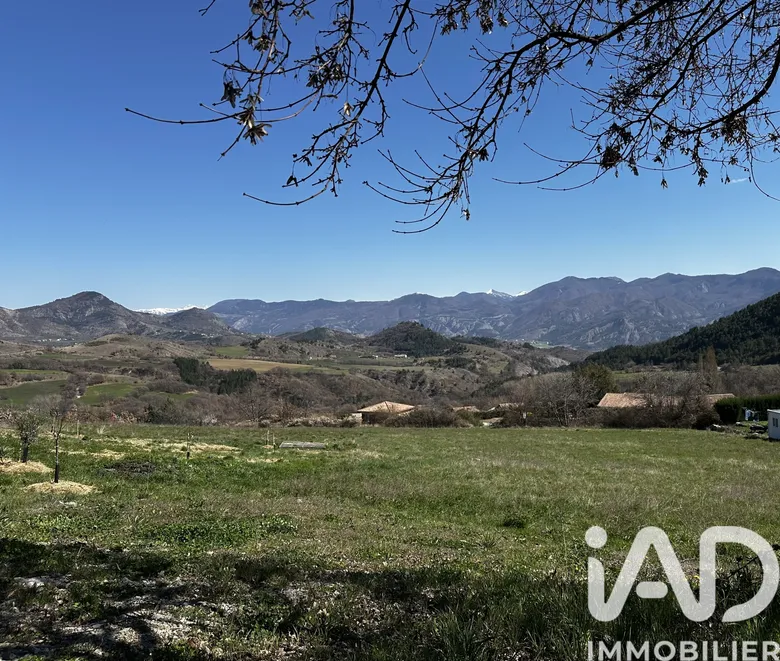 Terrain 1226 m² · à Barcillonnette · 99 000 €
