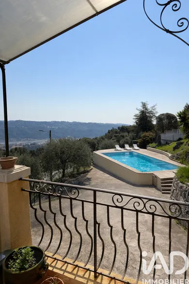 Maison à Carros (06510)