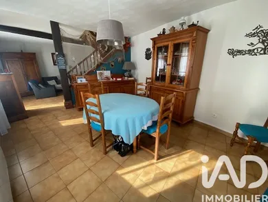 Maison de ville à Montfort-sur-Meu (35160)