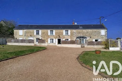 Maison traditionnelle à Chinon (37500)
