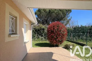 Maison à Sainte-Eulalie (33560)