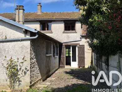 Maison à Villebéon (77710)
