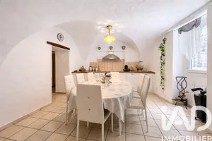 Village house in Vallon-Pont-d'Arc (07150)