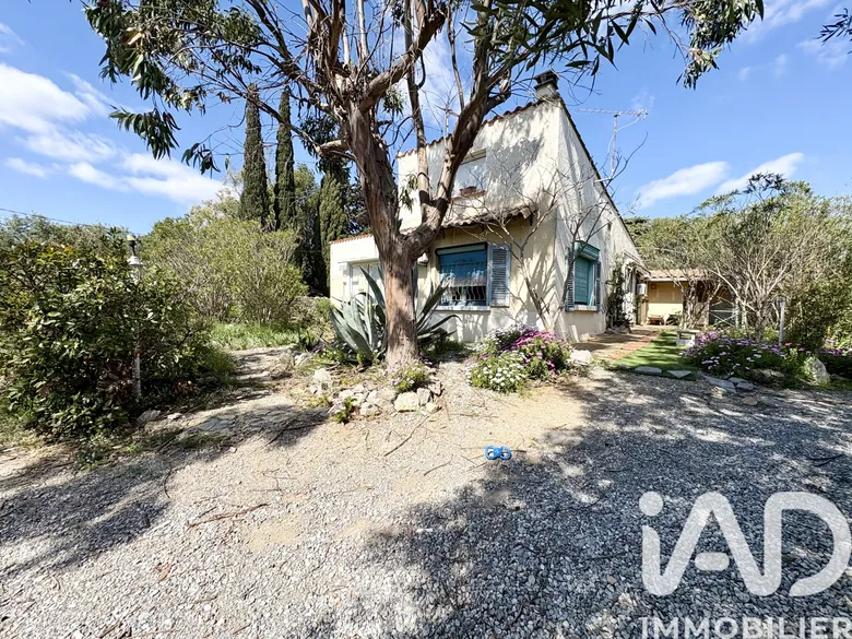 Maison 6 pièces 121 m² · à La Palme · 121 m² · 260 000 €