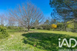 Terrain à bâtir à Saint-Nauphary (82370)
