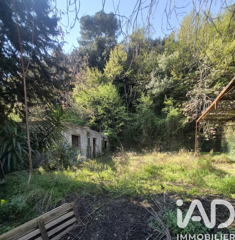 Terrain à Cagnes-sur-Mer (06800) · 670 000 €
