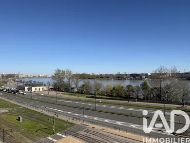 Apartment in Bordeaux (33000)