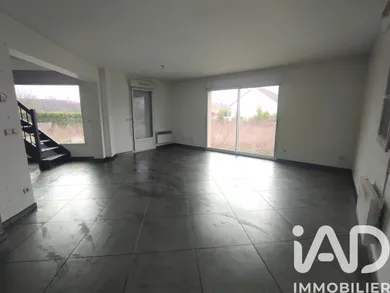 House in Everly (77157)