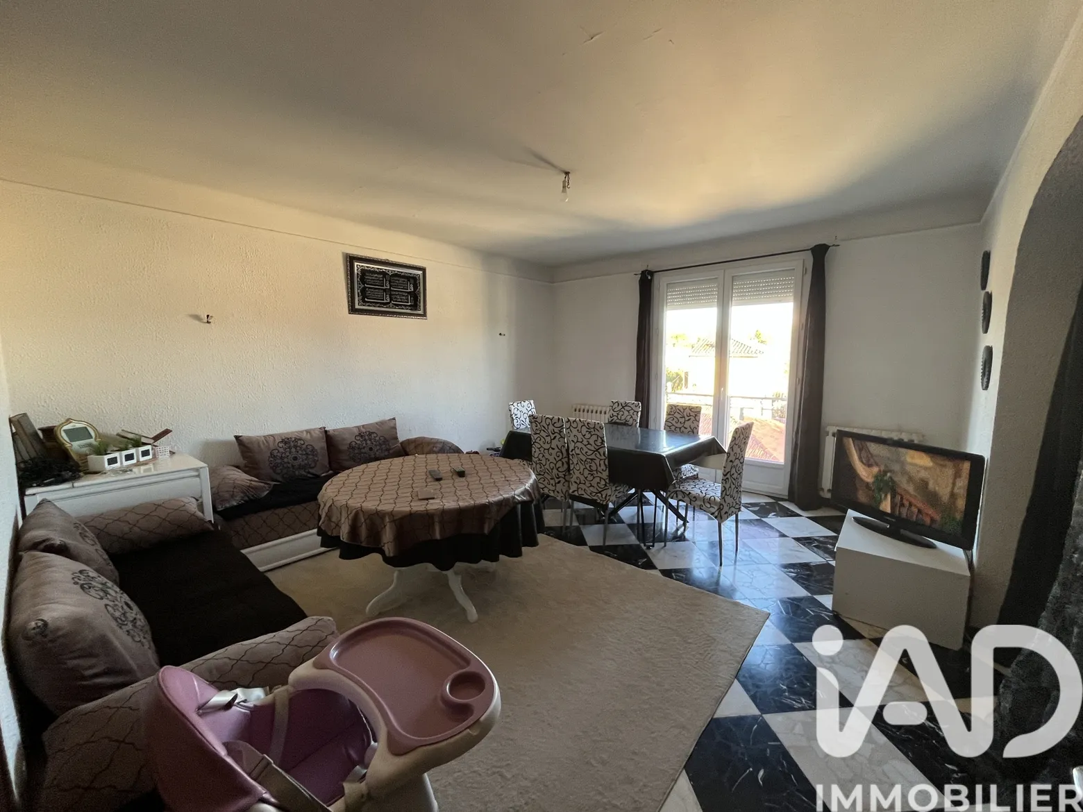 Vente appartement à Carpentras (84200) : appartement 4 pièces 79 m² — 2