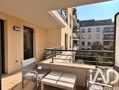 Apartment in Montmorency (95160)