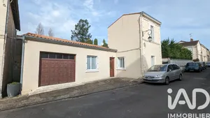 Maison de ville à Montendre (17130)