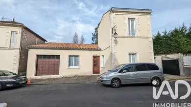 Maison de ville à Montendre (17130)