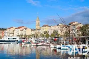 Apartment in Sanary-sur-Mer (83110)