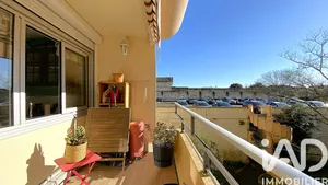 Appartement à Bordeaux (33300)