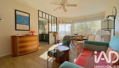 Apartment in Bordeaux (33300)