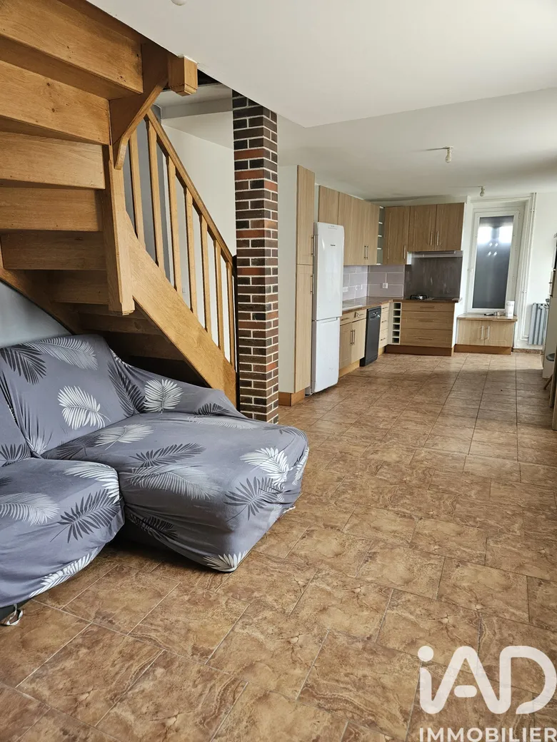 Maison 3 pièces 75 m² · à Villeneuve-sur-Yonne · 75 m² · 132 000 €