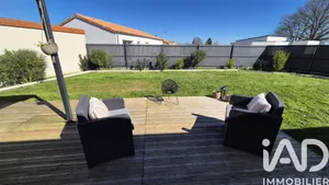 Pavillon à Chanteloup-les-Bois (49340)